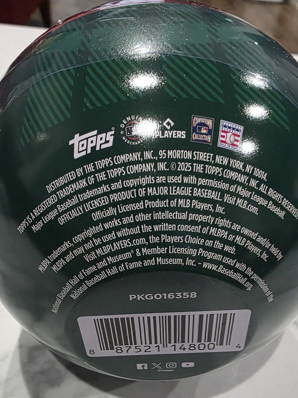 Topps Dark Green Round Tin with White Logo and Text - Picture 2 of 6